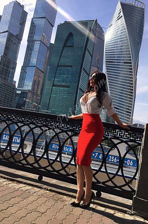 Алсу, метро Зябликово